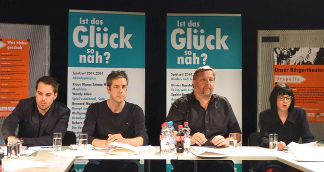 Olivier Garofalo (Chefdramaturg), Joerg Bitterich (Leiter Kinder- und Jugendtheater der BLB), Carsten Ramm (Intendant der Badischen Landesbhne) und Larissa Benszuweit (Dramaturgin)