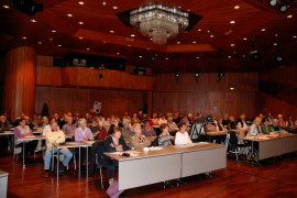 Klicken Sie! Gute Arbeitsbedingungen im Ehrenbergsaal des Bruchsaler Brgerzentrums